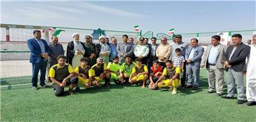 بهره برداری از یک زمین چمن مصنوعی در فهرج