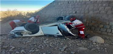 سقوط خودرو در بافت سه کشته بر جا گذاشت