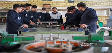 مدیرکل آموزش‌وپرورش کرمان: نیمی از دانش‌آموزان استان هنرستان‌های فنی را برگزیده‌اند