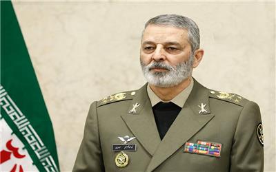 ایران همچنان از ملت مقاوم و شجاع یمن حمایت می‌کند