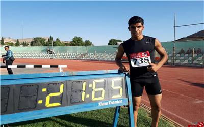 دونده کرمانی فاتح ماده 200 متر دوی جوانان کشور