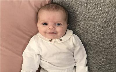 نجات معجزه‌آسای نوزاد 17 روزه که با قطره‌ای شیر دچار سه ایست قلبی شد+ تصاویر