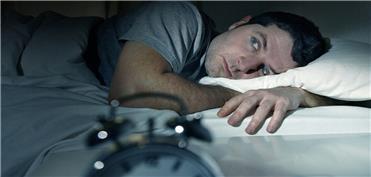 کمبود خواب چگونه بر سلامتی تأثیر می‌گذارد؟